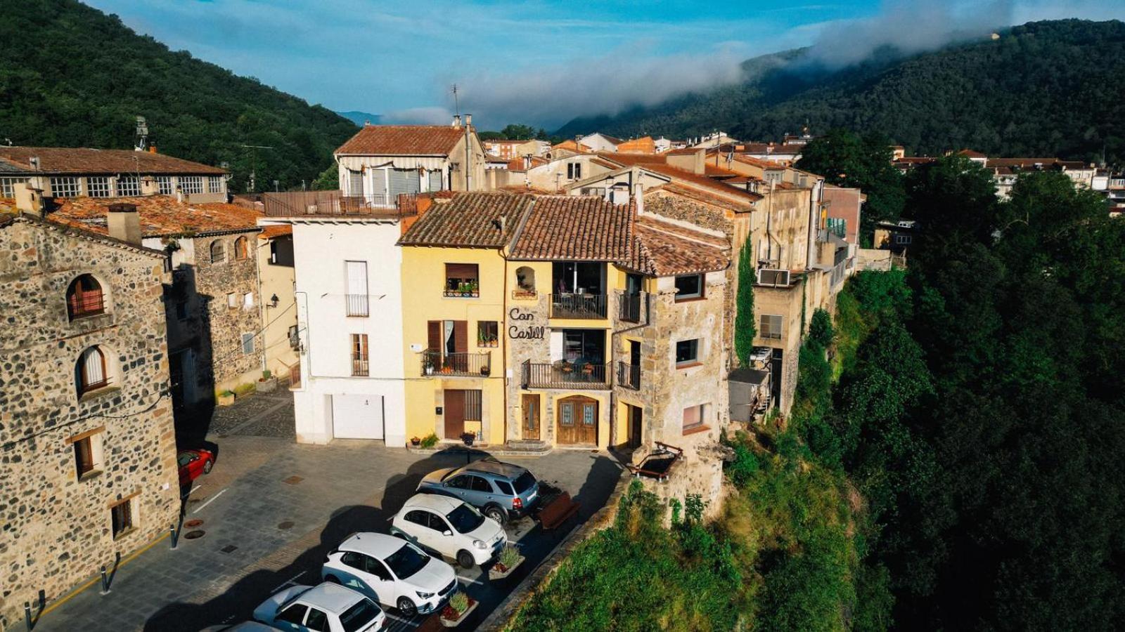 Can Castell Castellfollit de la Roca Esterno foto